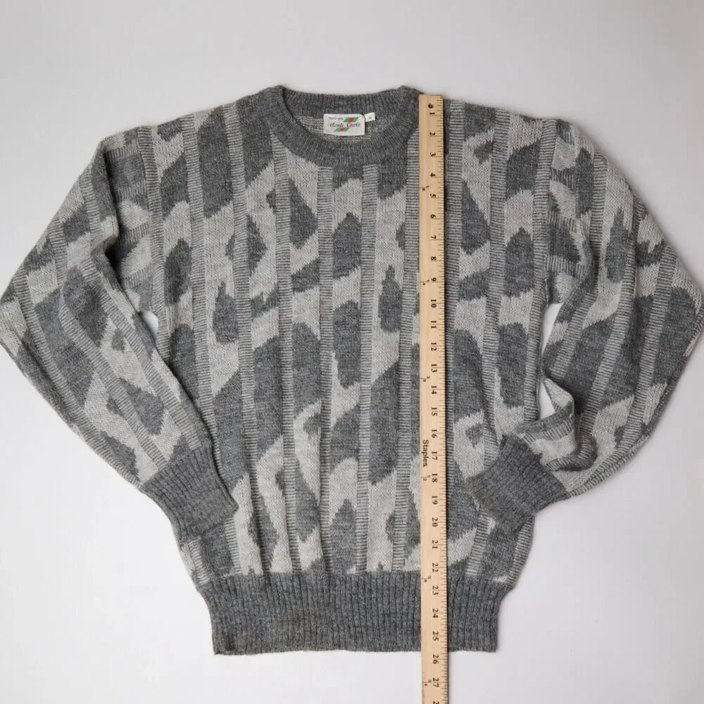Vtg Monte Carlo Grandpa Sweater Men’s M Gray Geometric 3D Ribbed tight Knit